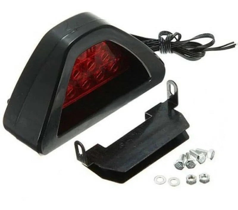 Tercer Stop Luz De Freno Auxiliar Triangular Led Roja 12v – Máxima Visibilidad y Seguridad