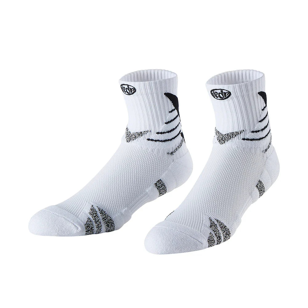 Veidoorn Mid-Calf Sport Socks – Anti-Slip Breathable Design