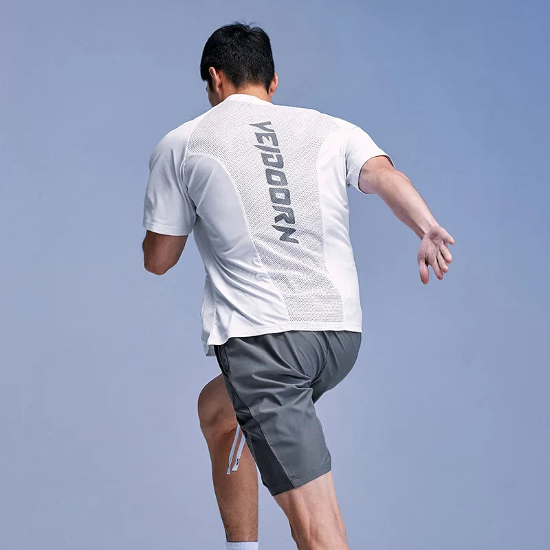 Veidoorn 2025 Men's Breathable Running Shirt – Quick-Dry Fabric with Mesh Back