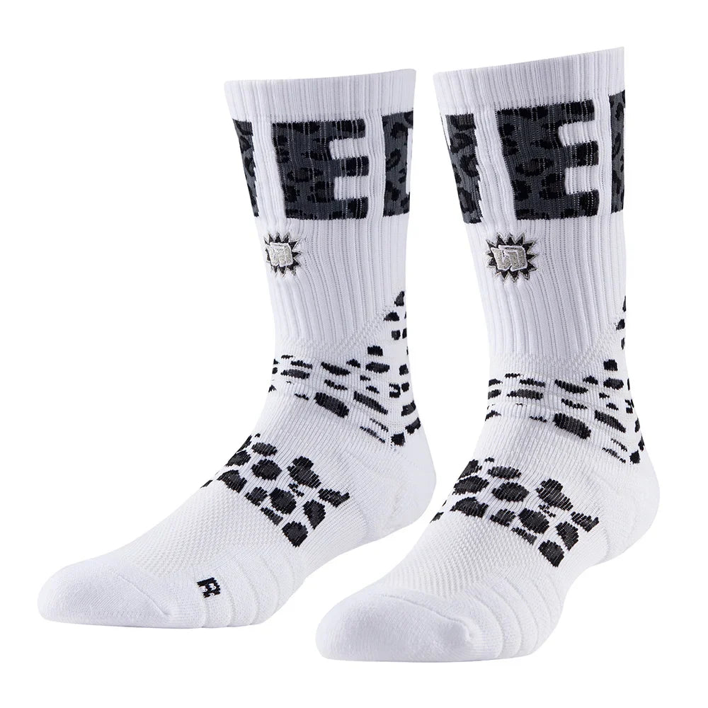 Veidoorn Leopard Compression Basketball Socks – Shock Absorption and Anti-Slip Design