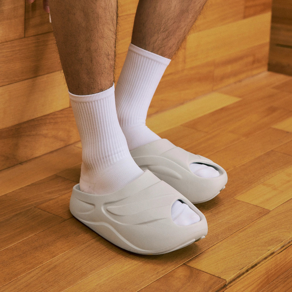 Veidoorn Lightweight Slippers – Cushioned Thick Sole for Ultimate Comfort